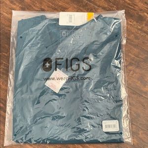 FIGS three pocket scrub top